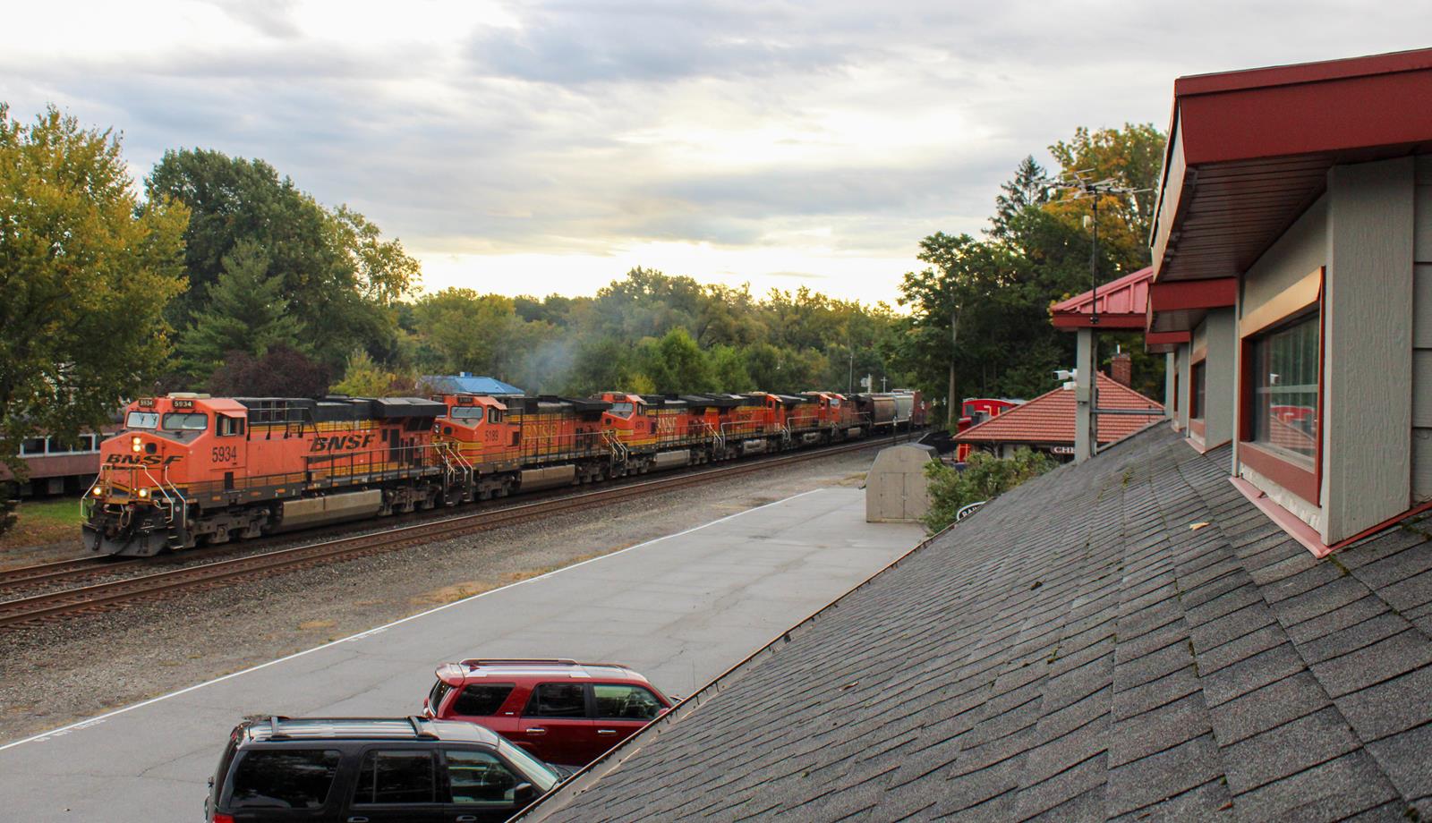 BNSF 5934 is a class GE ES44C4 and  is pictured in Chesterton , Indiana, United States.  This was taken along the Chicago Line on the Norfolk Southern. Photo Copyright: Chris Hall uploaded to Railroad Gallery on 11/25/2022. This photograph of BNSF 5934 was taken on Wednesday, October 05, 2022. All Rights Reserved. 