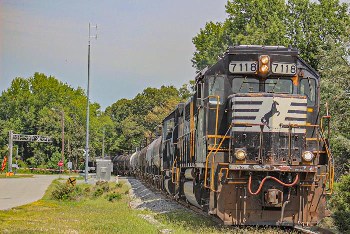 NS 7118 WSSB EMD GP60 - In Thomasville , North Carolina B...