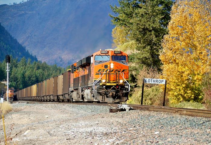 BNSF 6957 BNSF Railway GE ES44AC - in Lothrop, Montana by...