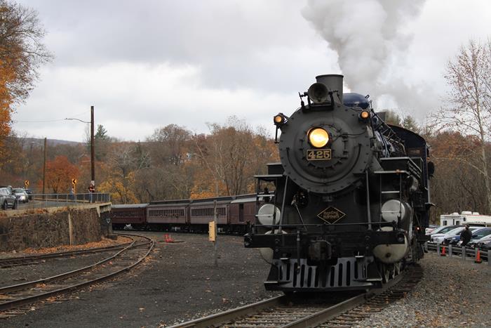 RBMN 425 Reading Blue Mountain and Northern Railroad 4-6-...