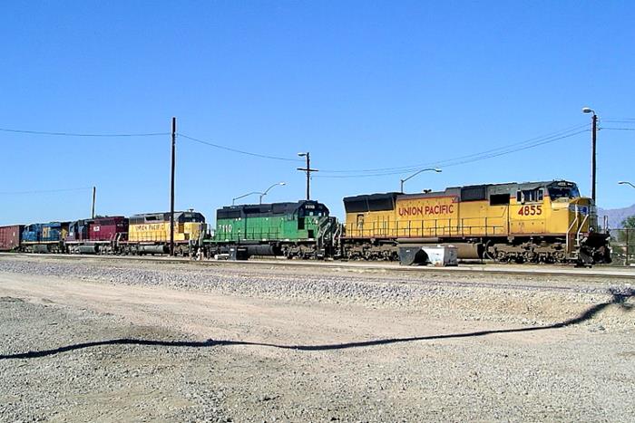 UP 4855 East rainbow consist at Tucson