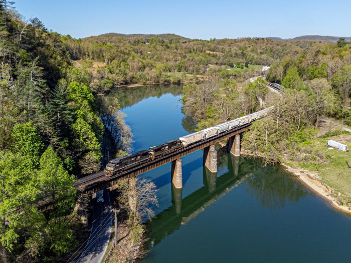 NS 9681 Norfolk Southern C44-9W - in Harriman, Tennessee...