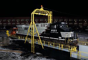 NS 4003 on the New Juniata Shop Turntable