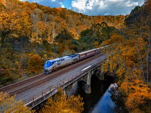 Amtrak crosses Little Juniata River 