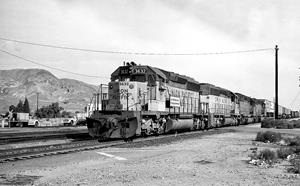 UP 3632 at Yermo 