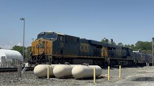 CSX heads through Fostoria, Ohio 