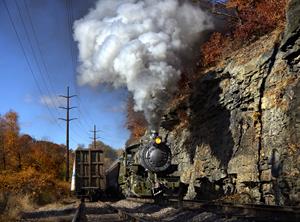 Fall Foliage on the Nay Aug Limited