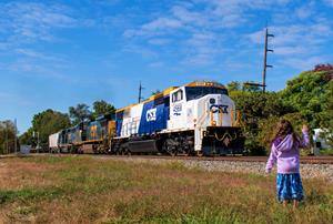 Greeting CSX L424 in Hartwell