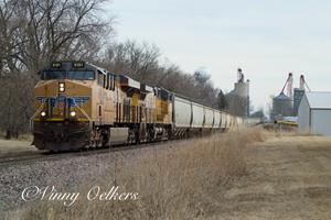 UP 8191 West at Hartley Iowa empty DDG