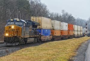 CSX WB train