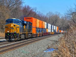 CSX I157 At Donahue