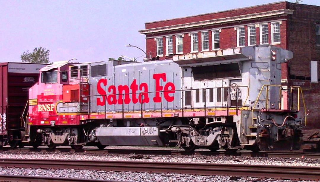 BNSF 552 is a class GE B40-8W (Dash 8-40BW) and  is pictured in Centralia, Illinois, USA.  This was taken along the BNSF Beardstown subdivision on the BNSF Railway. Photo Copyright: Blaise Lambert uploaded to Railroad Gallery on 05/26/2023. This photograph of BNSF 552 was taken on Wednesday, May 24, 2023. All Rights Reserved. 