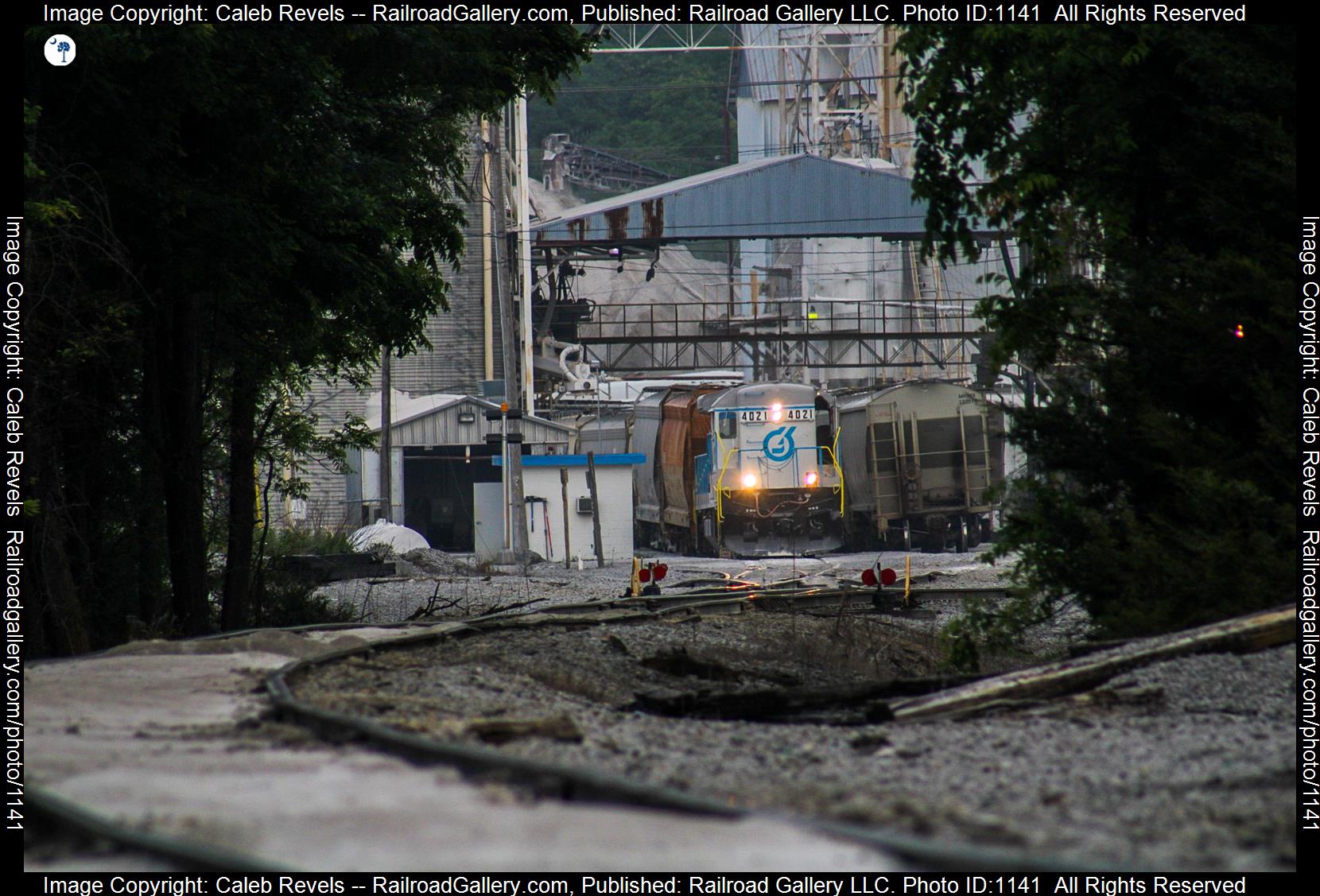 LNAX 4021 is a class GE B23-7 and  is pictured in Crab Orchard , Tennessee, USA.  This was taken along the Lhoist North America  on the Lhoist North America . Photo Copyright: Caleb Revels uploaded to Railroad Gallery on 06/14/2023. This photograph of LNAX 4021 was taken on Wednesday, June 07, 2023. All Rights Reserved. 