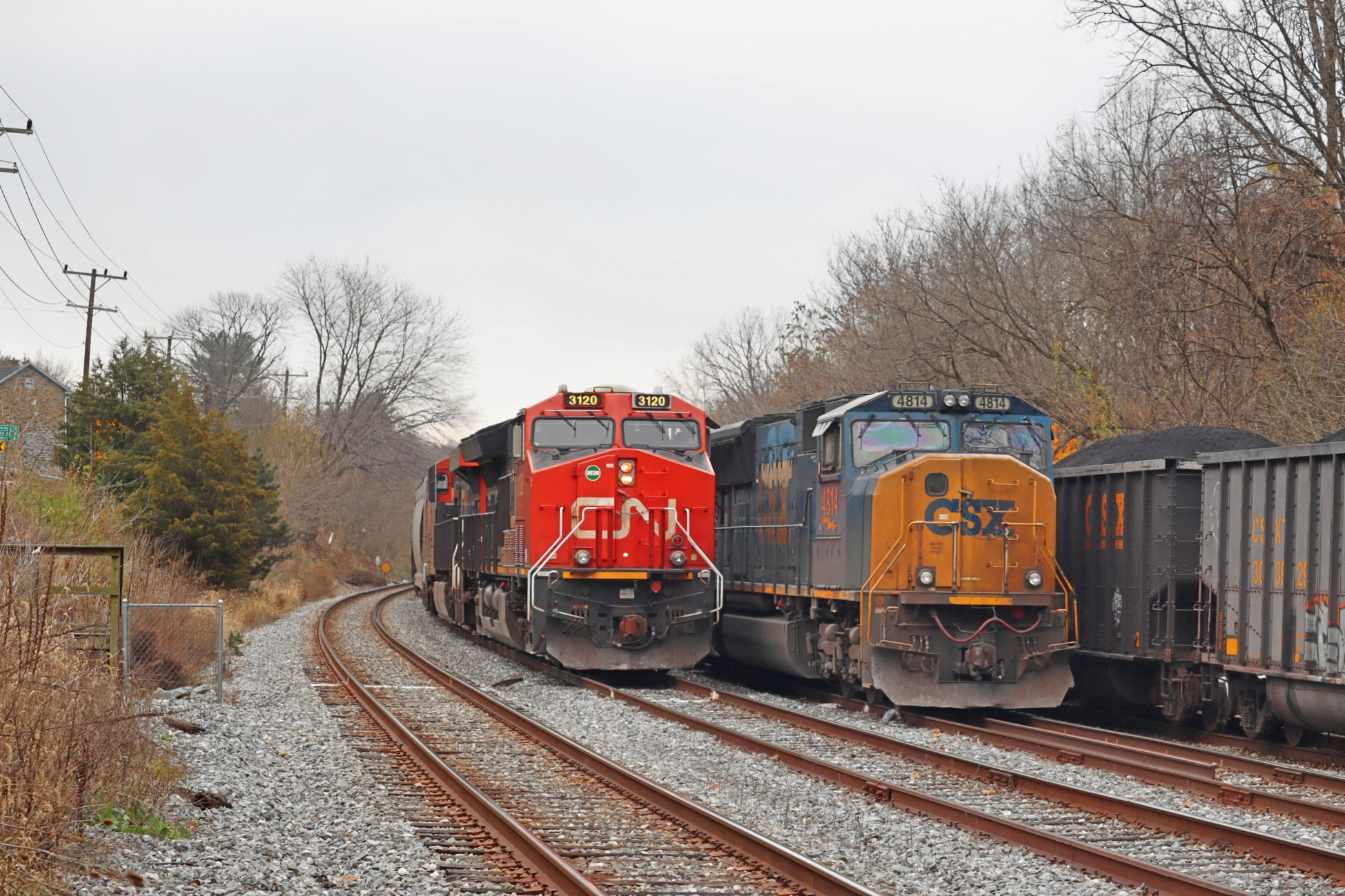 CSXT 4814 is a class EMD SD70MAC and  is pictured in Brunswick , Maryland, United States.  This was taken along the CSX Cumberland Subdivision  on the CSX Transportation. Photo Copyright: Robby Lefkowitz uploaded to Railroad Gallery on 11/19/2022. This photograph of CSXT 4814 was taken on Friday, November 18, 2022. All Rights Reserved. 