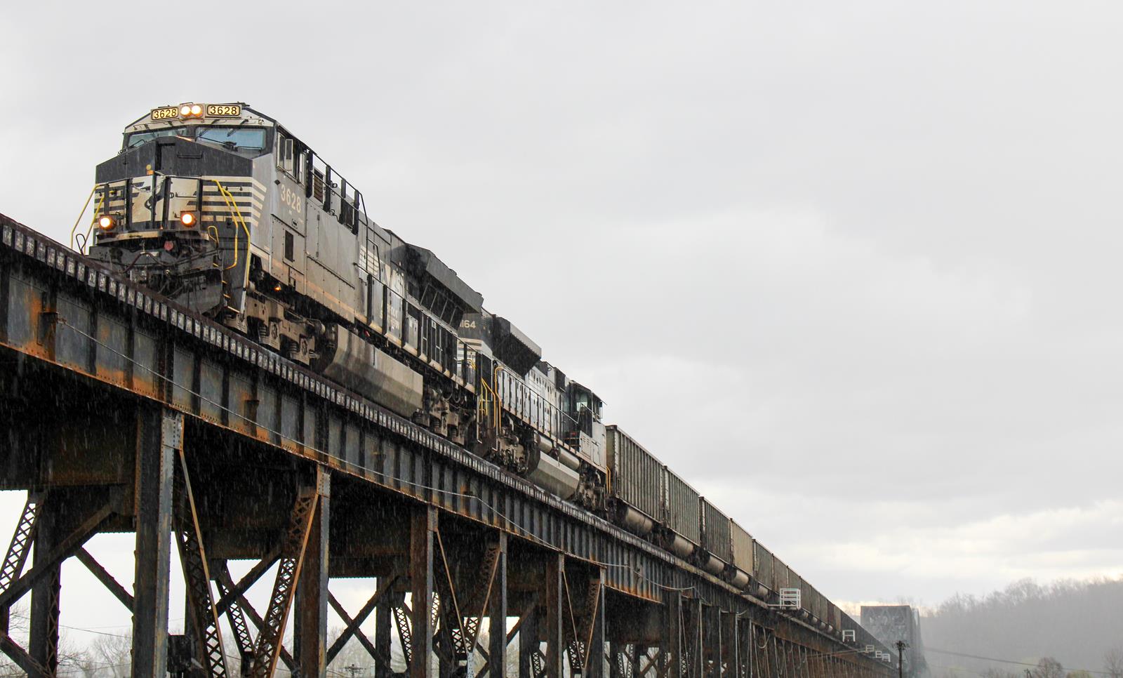 NS 3628 is a class GE ET44AC and  is pictured in Kenova, West Virginia, United States.  This was taken along the Kenova District on the Norfolk Southern. Photo Copyright: Chris Hall uploaded to Railroad Gallery on 11/22/2022. This photograph of NS 3628 was taken on Thursday, April 07, 2022. All Rights Reserved. 