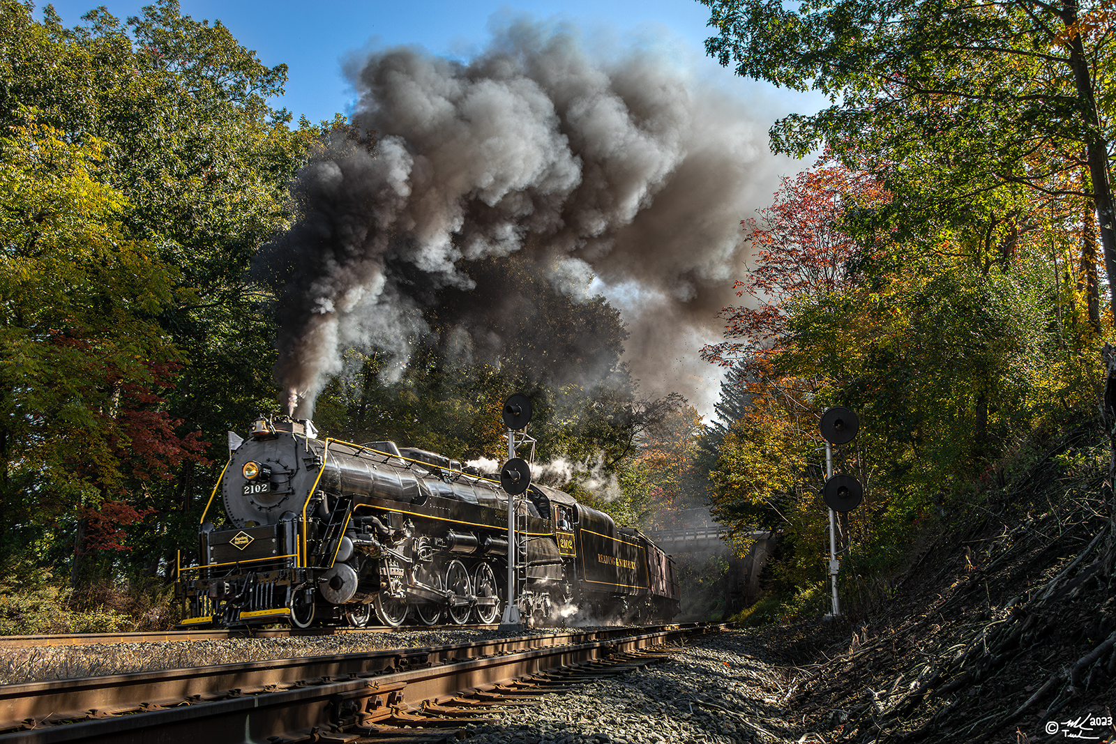 RDG 2102 is a class T-1 and  is pictured in Barnesville, Pennsylvania, USA.  This was taken along the East Mahanoy Junction on the Reading Company. Photo Copyright: Mark Turkovich uploaded to Railroad Gallery on 10/05/2023. This photograph of RDG 2102 was taken on Sunday, October 01, 2023. All Rights Reserved. 