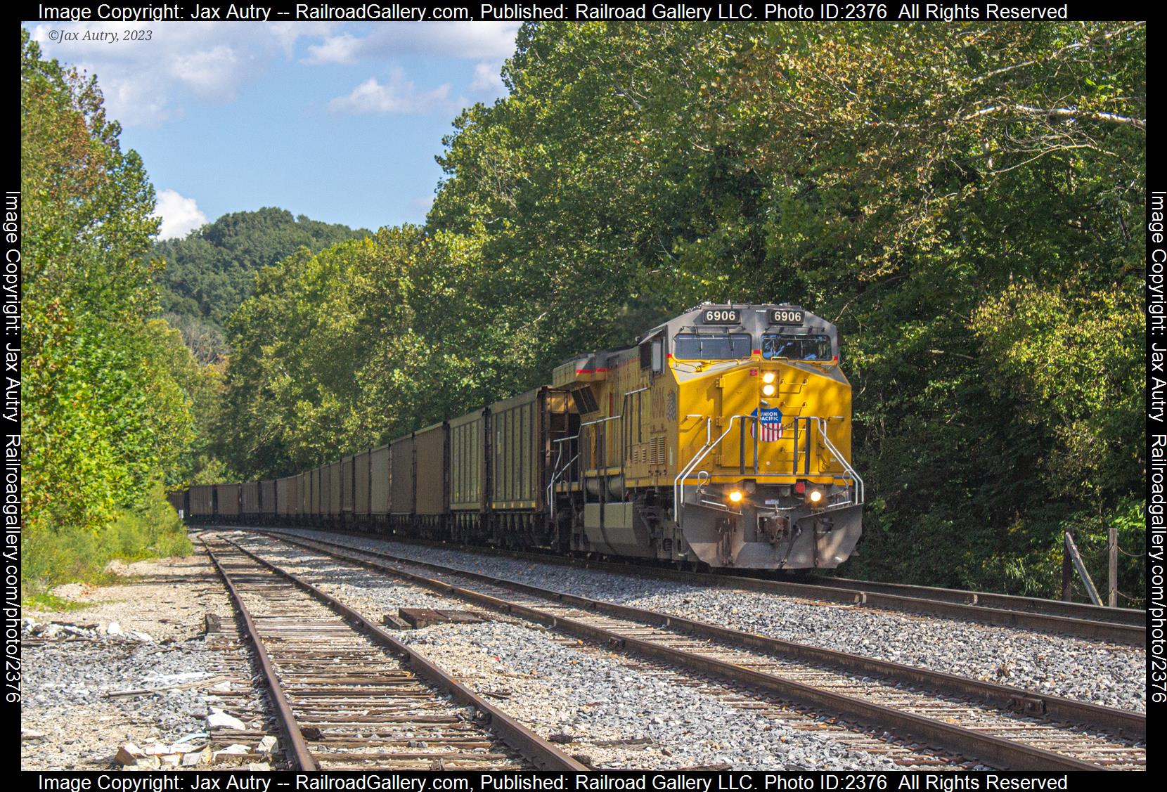 UP 6906/PAL LSX1 is a class AC4460CW and  is pictured in Horse Branch, Kentucky, USA.  This was taken along the Mainline on the Paducah and Louisville Railway. Photo Copyright: Jax Autry uploaded to Railroad Gallery on 10/13/2023. This photograph of UP 6906/PAL LSX1 was taken on Sunday, September 03, 2023. All Rights Reserved. 