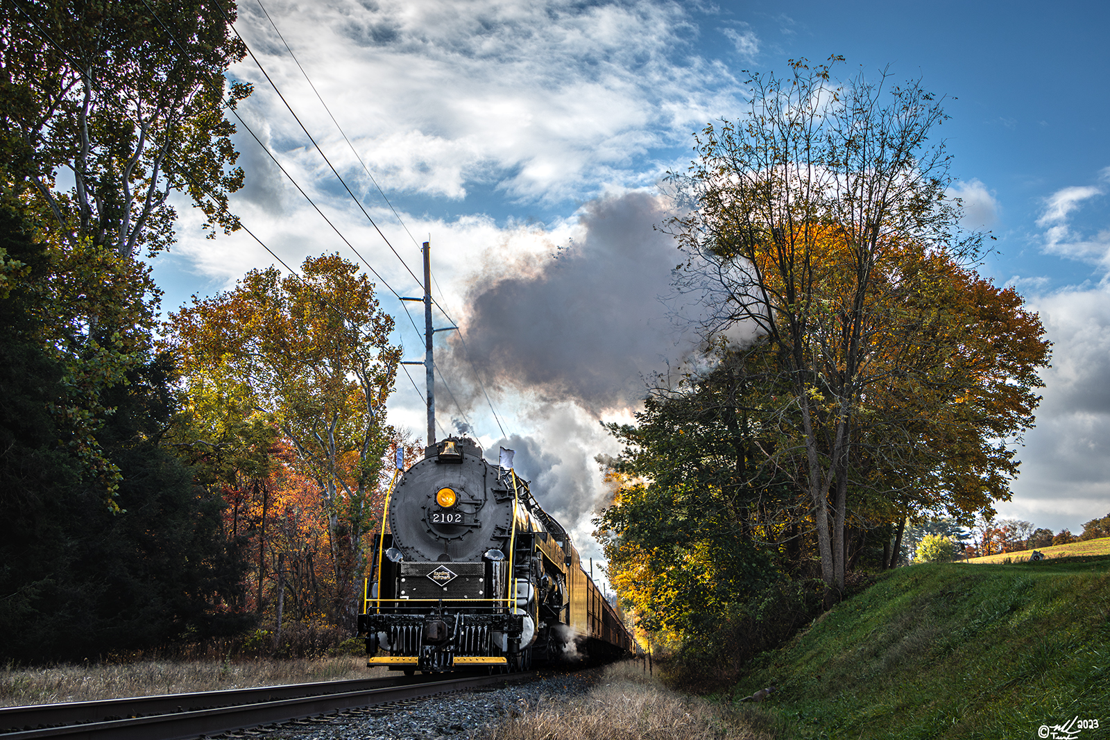 RDG 2102 is a class T-1 and  is pictured in Hecla, Pennsylvania, USA.  This was taken along the Hecla on the Reading Company. Photo Copyright: Mark Turkovich uploaded to Railroad Gallery on 10/26/2023. This photograph of RDG 2102 was taken on Saturday, October 21, 2023. All Rights Reserved. 