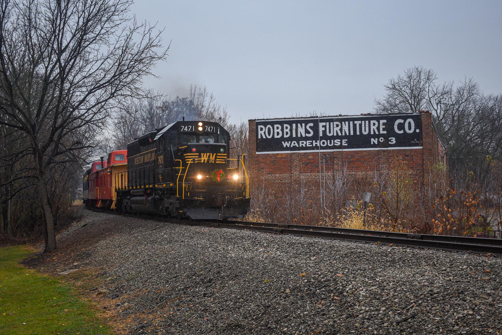 PNLX 7471 is a class EMD SD40 and  is pictured in Owosso, Michigan, United States.  This was taken along the GLC  on the Steam Railroading Institute . Photo Copyright: Reed Hamilton uploaded to Railroad Gallery on 11/27/2022. This photograph of PNLX 7471 was taken on Sunday, November 27, 2022. All Rights Reserved. 