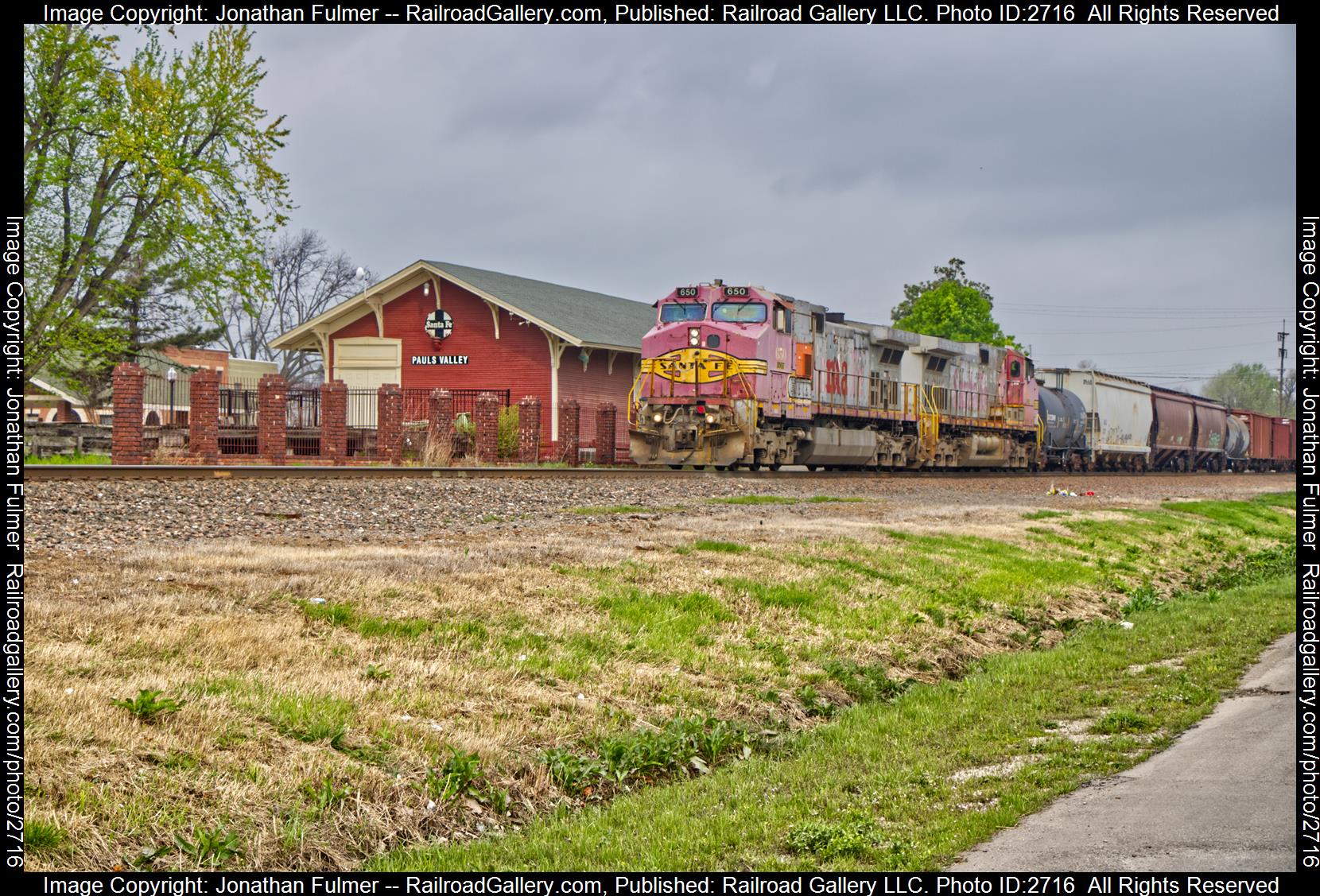 ATSF 650 is a class GE C44-9W (Dash 9-44CW) and  is pictured in Pauls Valley, Oklahoma, United States.  This was taken along the BNSF Red Rock Sub on the Atchison, Topeka and Santa Fe. Photo Copyright: Jonathan Fulmer uploaded to Railroad Gallery on 12/18/2023. This photograph of ATSF 650 was taken on Tuesday, April 04, 2023. All Rights Reserved. 