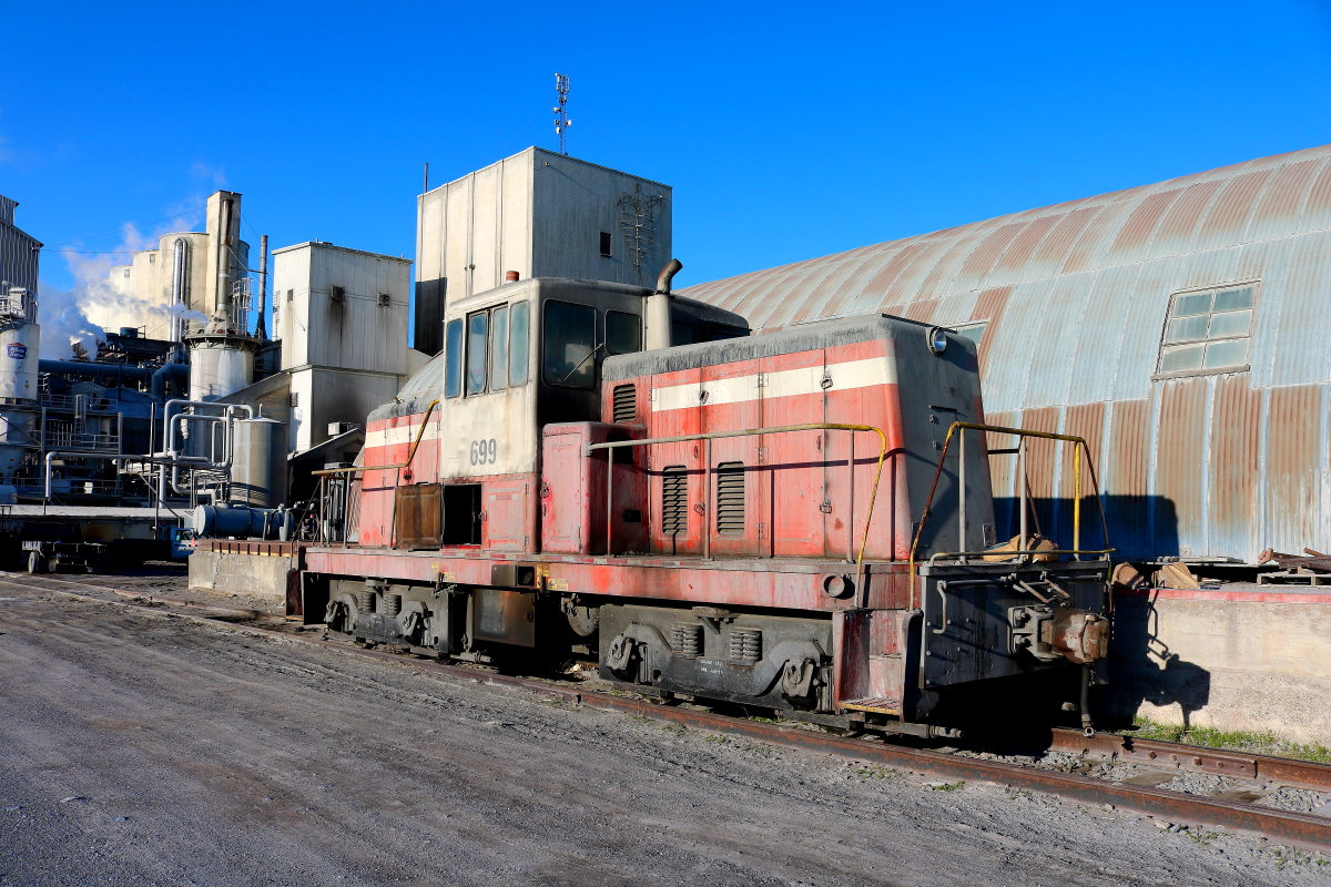 AMS 699 is a class GE 44-ton and  is pictured in Twin Falls, Idaho, USA.  This was taken along the Unknown. Photo Copyright: Rick Doughty uploaded to Railroad Gallery on 12/21/2023. This photograph of AMS 699 was taken on Wednesday, April 19, 2023. All Rights Reserved. 