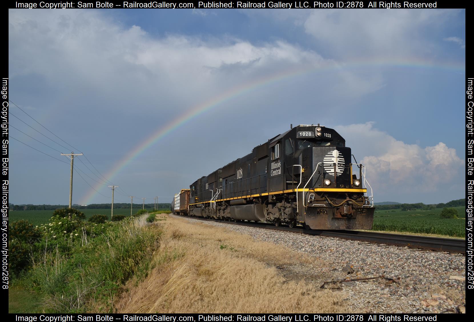 IC 1028 Illinois Central Railroad SD70 - In Apple River,