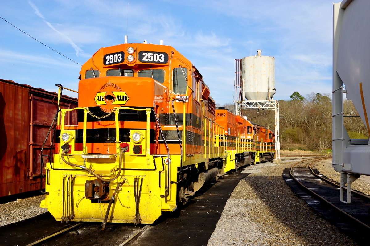 AKMD 2503 is a class EMD GP35 and  is pictured in Jones Mill, Arkansas, USA.  This was taken along the Arkansas Midland Railroad. Photo Copyright: Rick Doughty uploaded to Railroad Gallery on 01/14/2024. This photograph of AKMD 2503 was taken on Saturday, February 29, 2020. All Rights Reserved. 