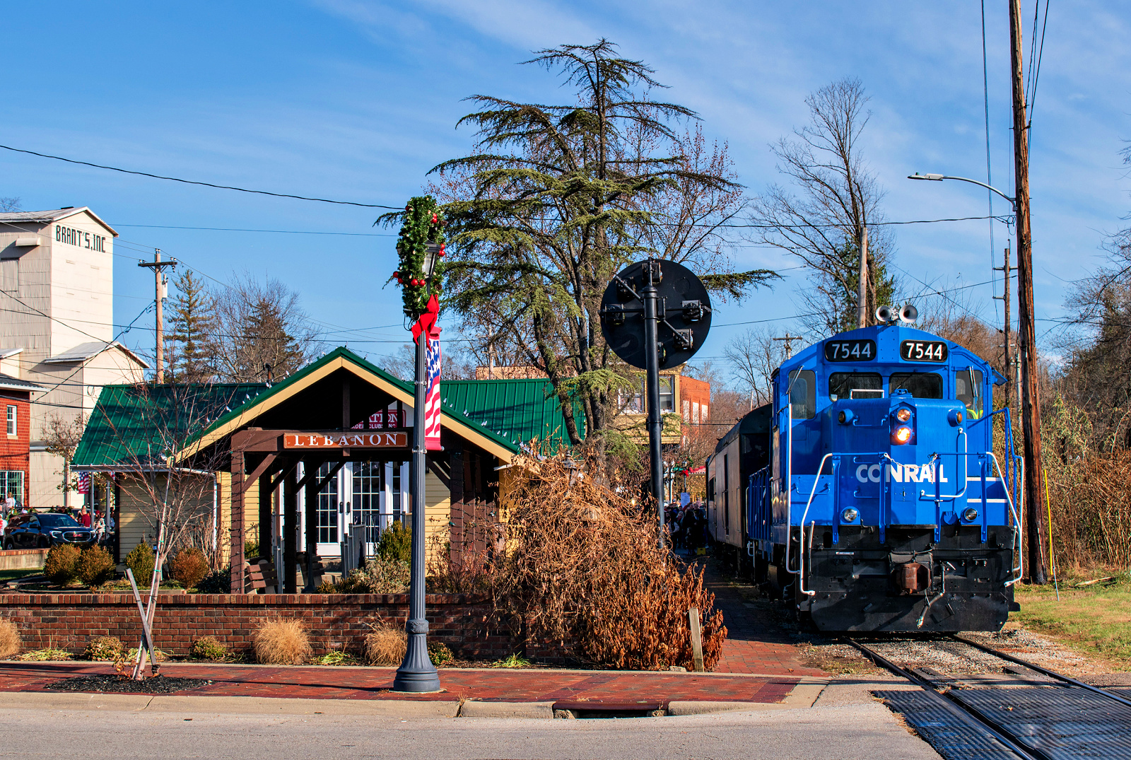 CRC 7544 is a class EMD GP10 and  is pictured in Lebanon, OH, United States.  This was taken along the LM&M Railroad on the Cincinnati Railway. Photo Copyright: David Rohdenburg uploaded to Railroad Gallery on 12/02/2022. This photograph of CRC 7544 was taken on Saturday, November 26, 2022. All Rights Reserved. 