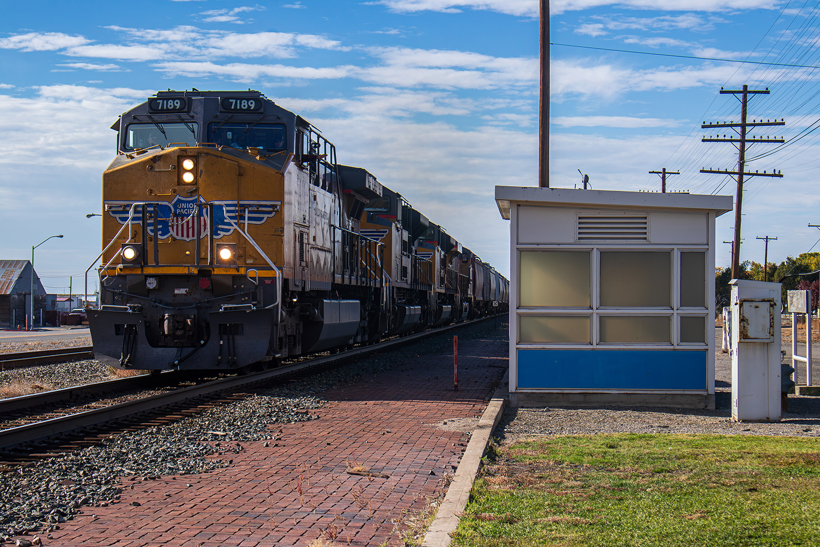 UP 7189 is a class AC4400CW and  is pictured in Shoshone, Idaho, United States.  This was taken along the Nampa Subdivision on the Union Pacific Railroad. Photo Copyright: Jason Wilson uploaded to Railroad Gallery on 05/09/2024. This photograph of UP 7189 was taken on Monday, October 09, 2023. All Rights Reserved. 