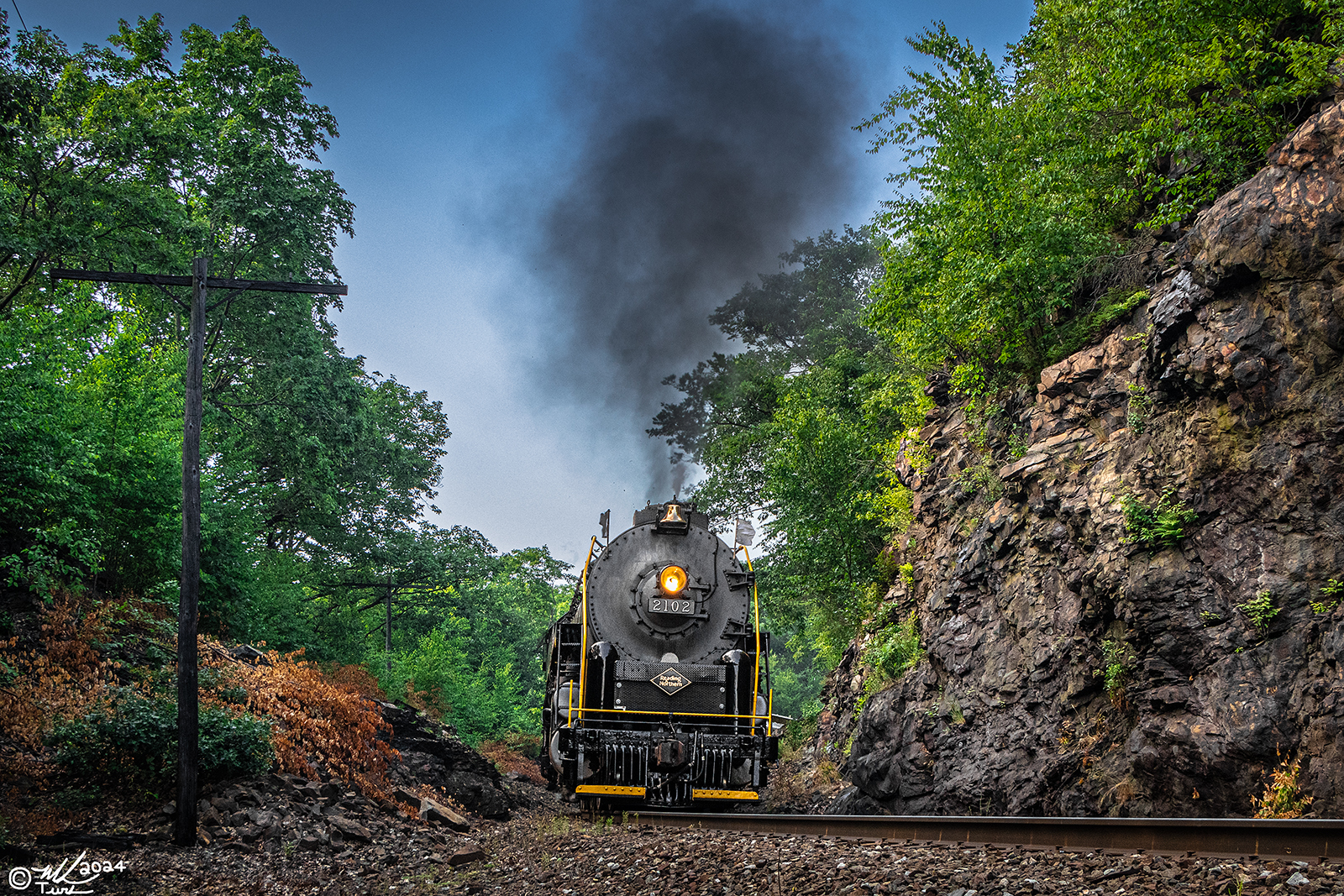 RDG 2102 is a class T-1 and  is pictured in Mountain Top, Pennsylvania, USA.  This was taken along the Solomons Gap on the Reading Company. Photo Copyright: Mark Turkovich uploaded to Railroad Gallery on 07/01/2024. This photograph of RDG 2102 was taken on Saturday, June 22, 2024. All Rights Reserved. 