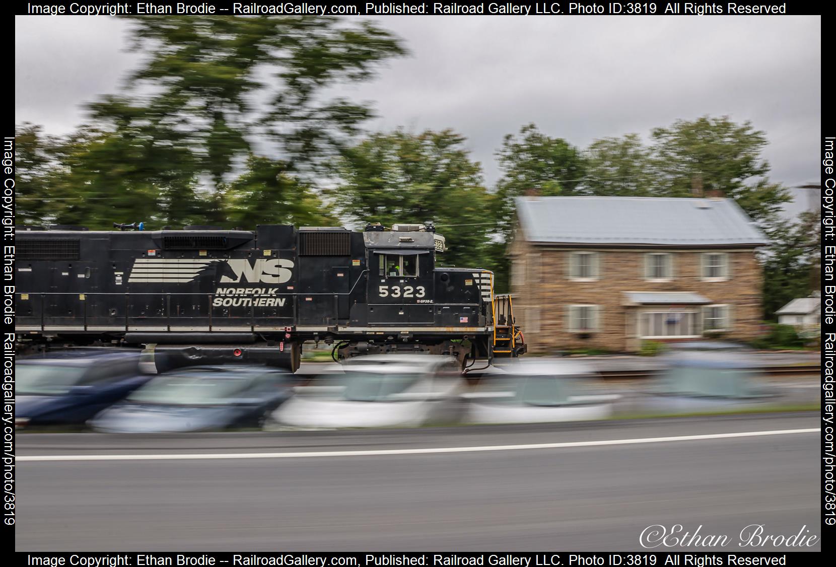 5323 is a class GP38-2 and  is pictured in Fishers Ferry, Pennsylvania, United States.  This was taken along the NS Buffalo Line on the Norfolk Southern. Photo Copyright: Ethan Brodie uploaded to Railroad Gallery on 09/28/2024. This photograph of 5323 was taken on Saturday, September 28, 2024. All Rights Reserved. 