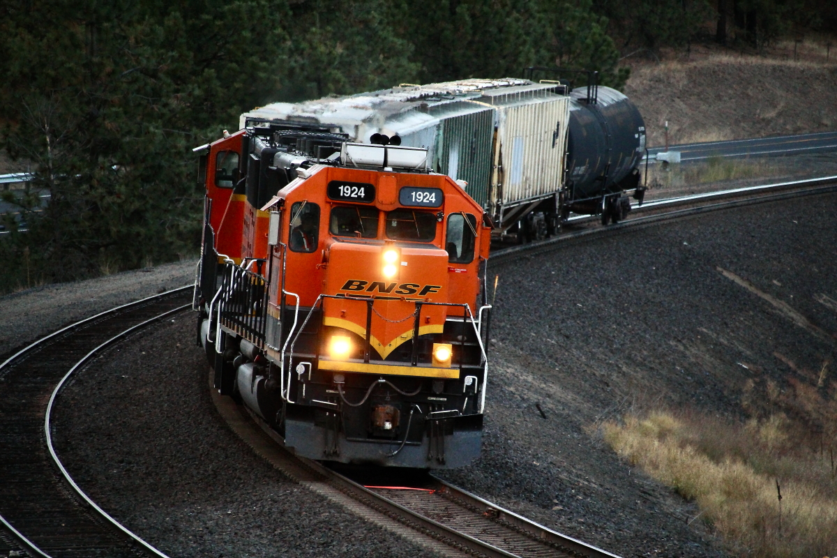 BNSF 1924 is a class EMD SD40-2 and  is pictured in Marshall, Washington, USA.  This was taken along the Lakeside/BNSF on the buns. Photo Copyright: Rick Doughty uploaded to Railroad Gallery on 11/03/2024. This photograph of BNSF 1924 was taken on Thursday, October 17, 2024. All Rights Reserved. 