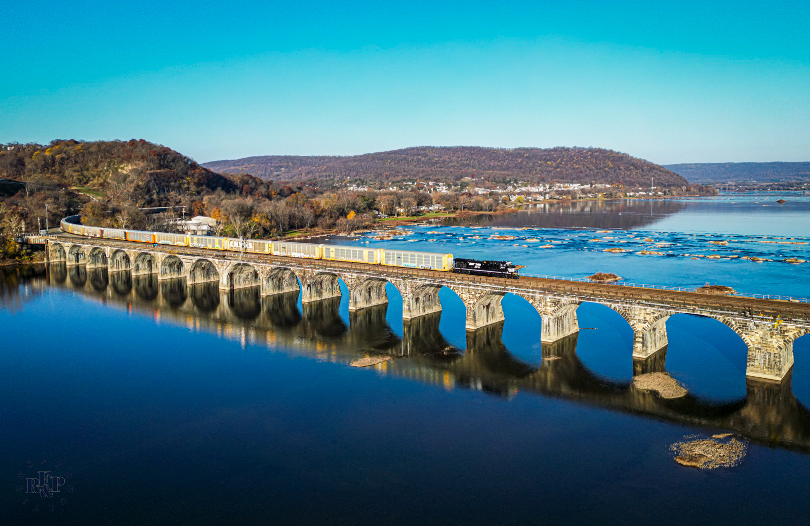 NS 4715 is a class GE AC44C6M and  is pictured in Marysville, Pennsylvania, USA.  This was taken along the Pittsburgh Line on the Norfolk Southern. Photo Copyright: RF&P Productions uploaded to Railroad Gallery on 11/16/2024. This photograph of NS 4715 was taken on Sunday, November 19, 2023. All Rights Reserved. 