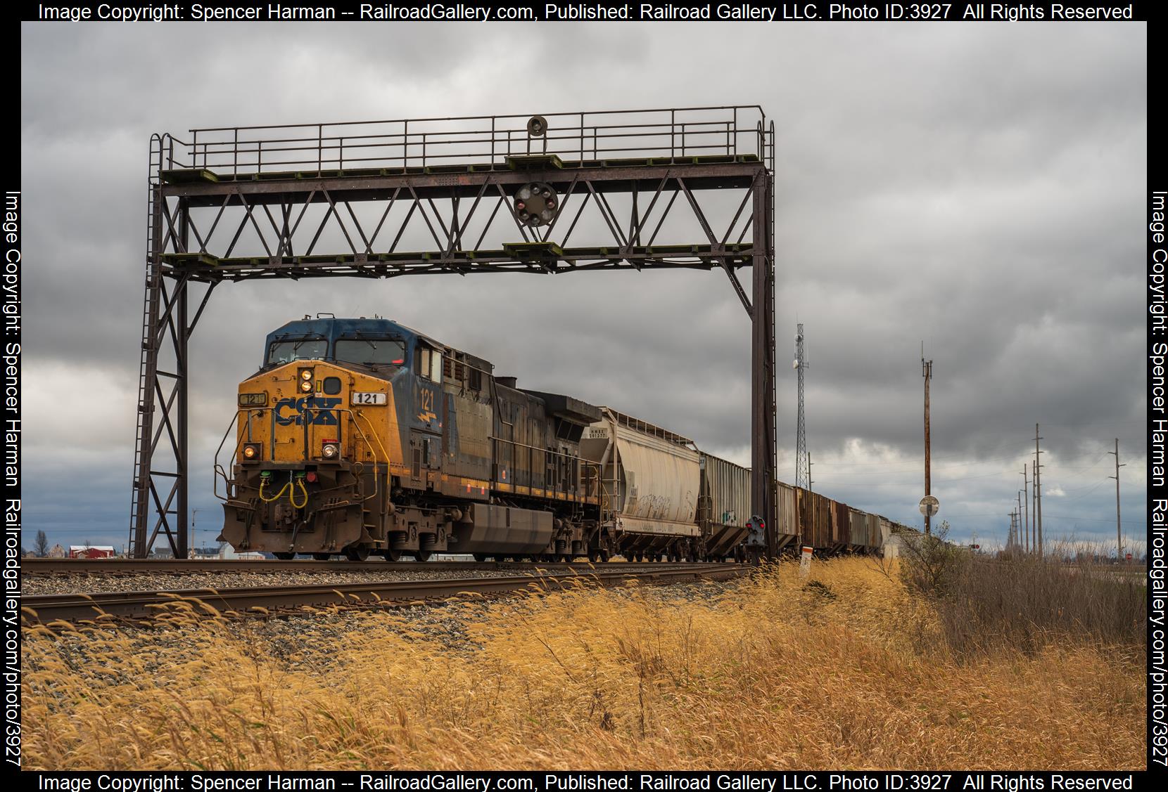 CSXT 121 is a class GE AC4400CW and  is pictured in Deshler, Ohio, USA.  This was taken along the Toledo Subdivision on the CSX Transportation. Photo Copyright: Spencer Harman uploaded to Railroad Gallery on 11/25/2024. This photograph of CSXT 121 was taken on Saturday, November 23, 2024. All Rights Reserved. 