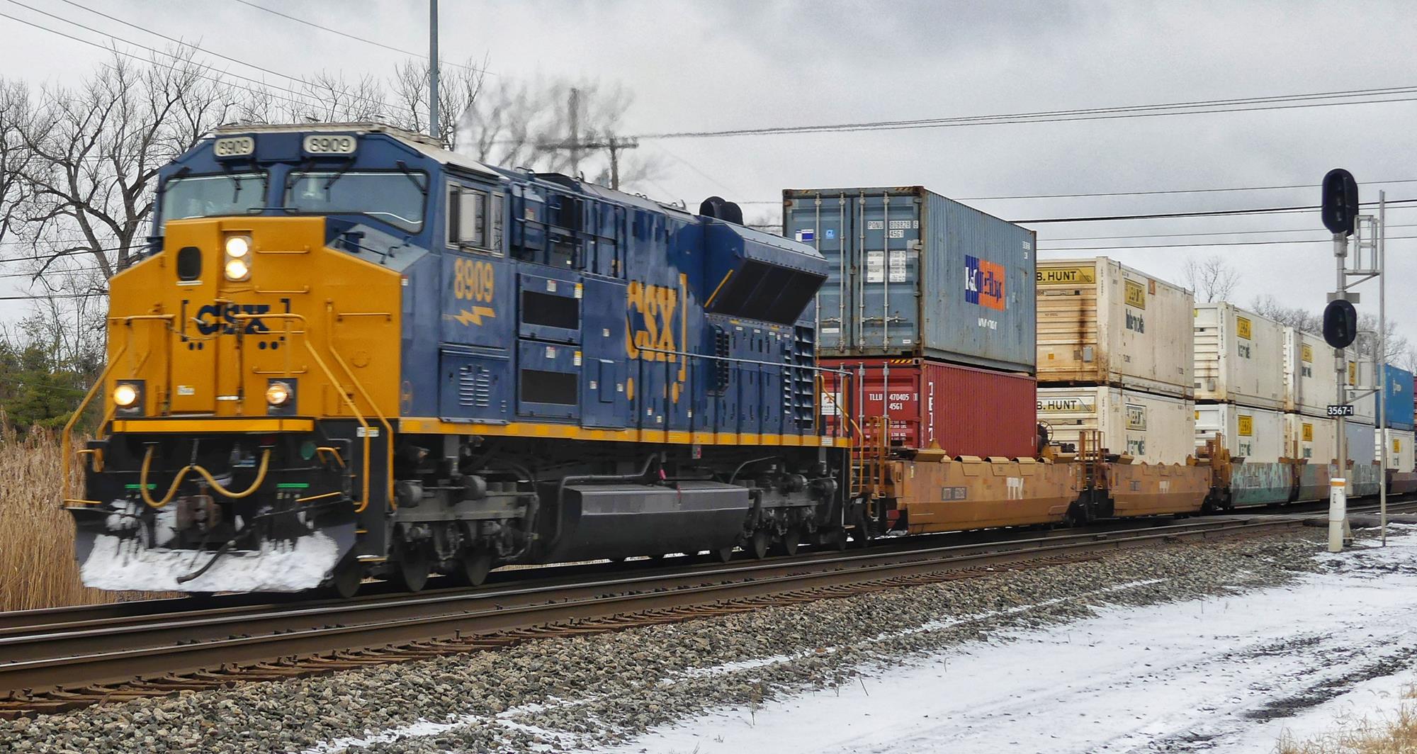 CSX 8909 is a class EMD SD70ACe-T4 and  is pictured in Macedon, New York, USA.  This was taken along the Rochester  on the CSX Transportation. Photo Copyright: Scott  Murnan  uploaded to Railroad Gallery on 12/22/2022. This photograph of CSX 8909 was taken on Tuesday, December 20, 2022. All Rights Reserved. 