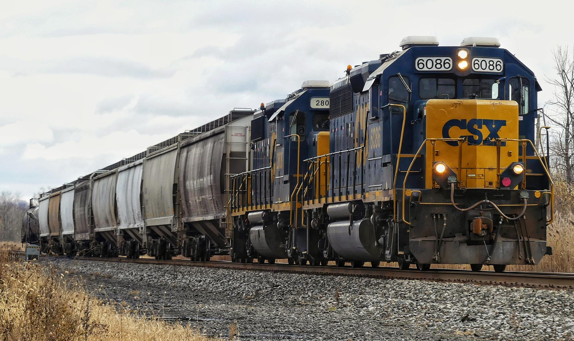 CSX 6086 is a class EMD GP40-2 and  is pictured in Macedon, New York , USA.  This was taken along the Rochester  on the CSX Transportation. Photo Copyright: Scott  Murnan  uploaded to Railroad Gallery on 12/22/2022. This photograph of CSX 6086 was taken on Wednesday, November 16, 2022. All Rights Reserved. 