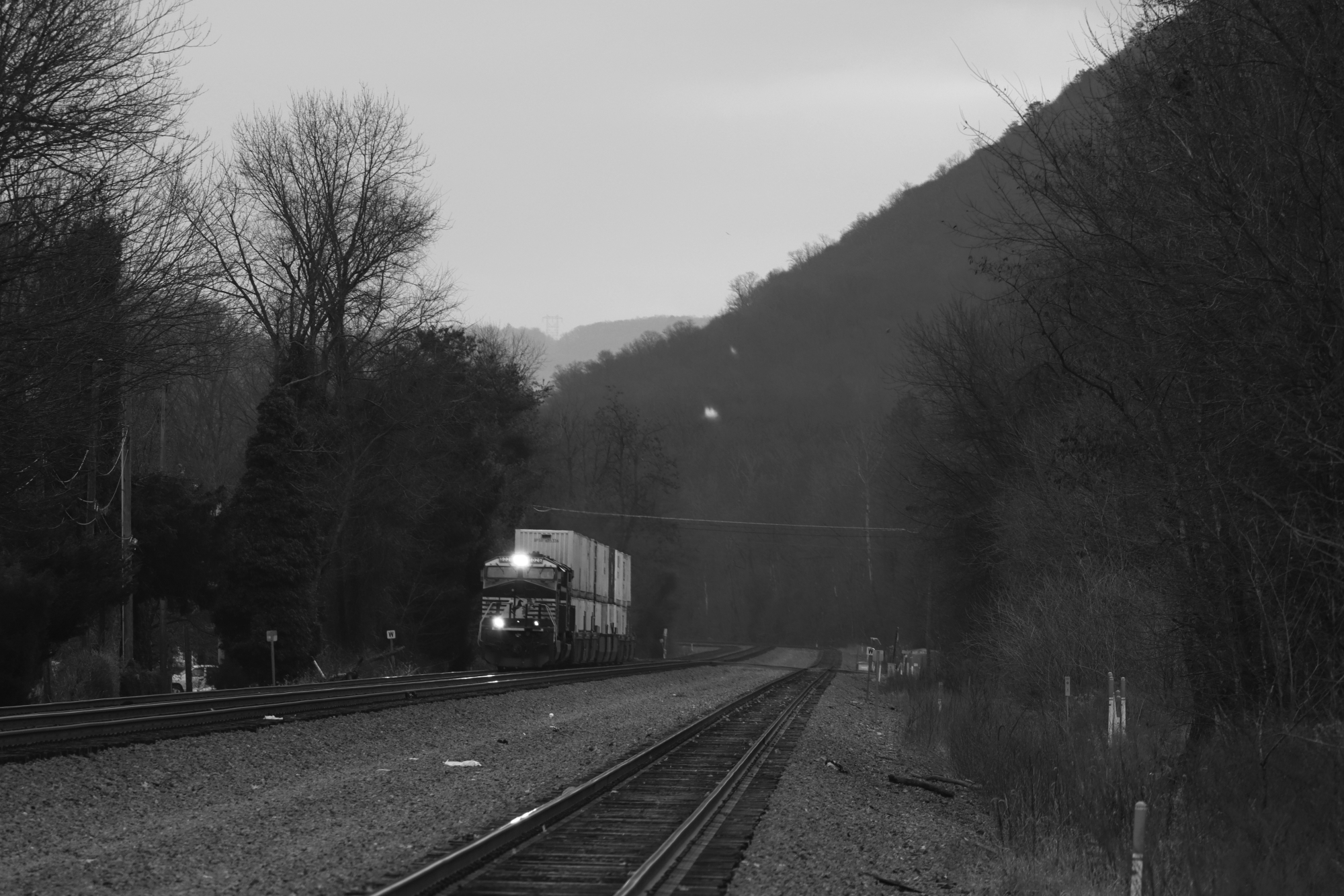 NS 8026 is a class GE ES44AC and  is pictured in Cove, Pennsylvania, USA.  This was taken along the NS Pittsburgh line on the Norfolk Southern Railway. Photo Copyright: Robby Lefkowitz uploaded to Railroad Gallery on 12/22/2022. This photograph of NS 8026 was taken on Monday, December 19, 2022. All Rights Reserved. 