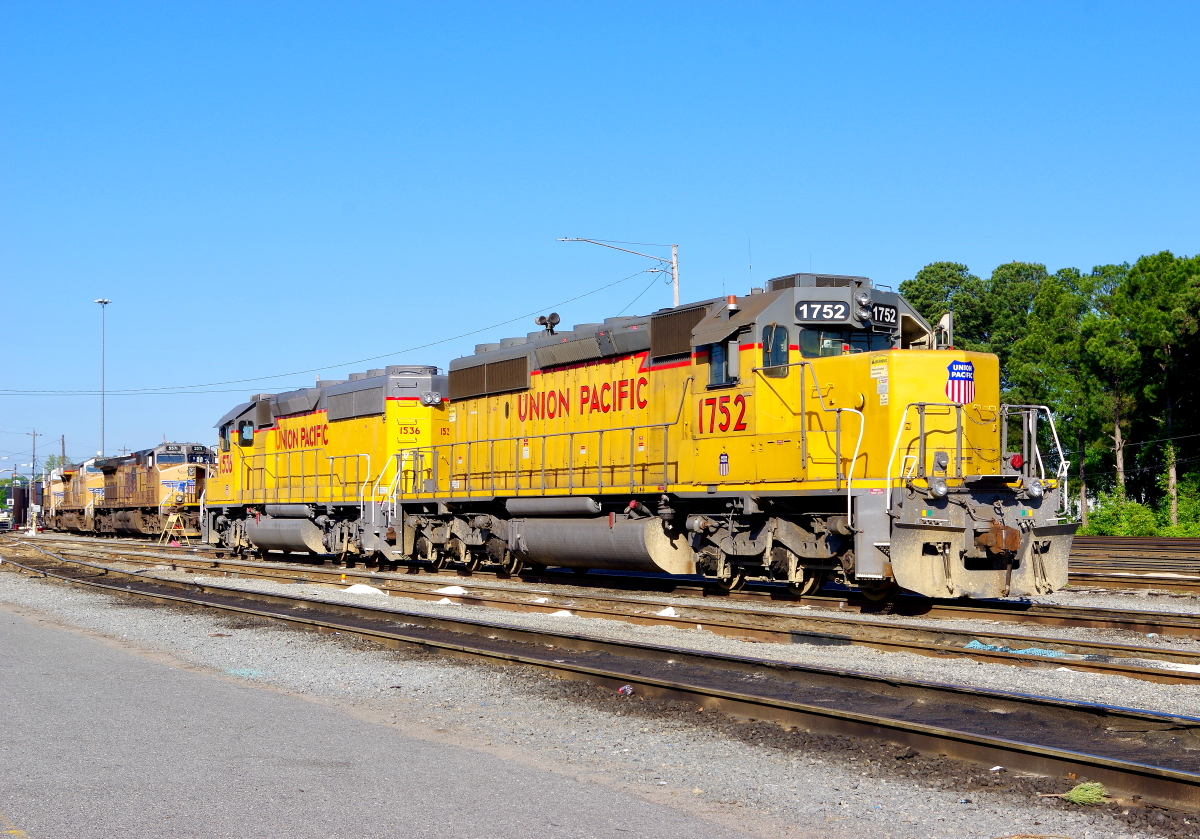 UP 1752 is a class EMD SD40-2 and  is pictured in Little Rock, Arkansas, USA.  This was taken along the Little Rock/UP on the Union Pacific Railroad. Photo Copyright: Rick Doughty uploaded to Railroad Gallery on 12/31/2024. This photograph of UP 1752 was taken on Saturday, April 18, 2020. All Rights Reserved. 