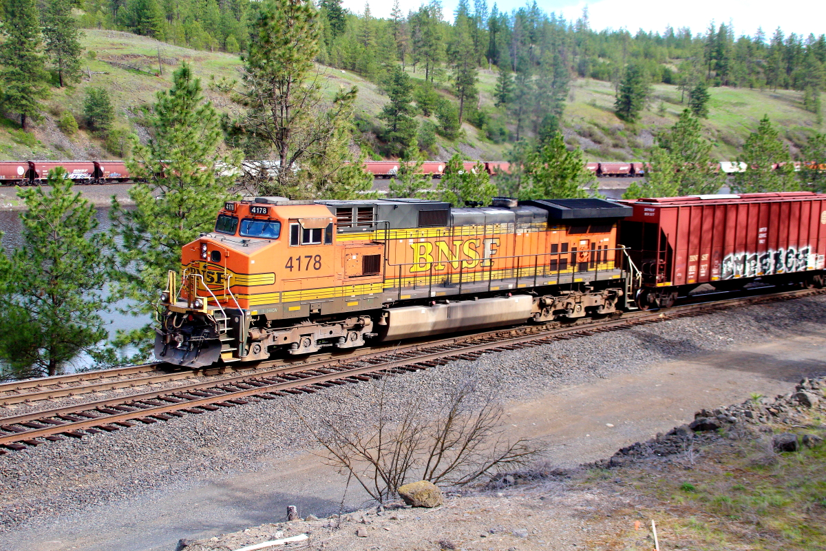 BNSF 4178 is a class GE C44-9W (Dash 9-44CW) and  is pictured in Marshall, Washington, USA.  This was taken along the Lakeside/BNSF on the BNSF Railway. Photo Copyright: Rick Doughty uploaded to Railroad Gallery on 01/11/2025. This photograph of BNSF 4178 was taken on Thursday, April 18, 2024. All Rights Reserved. 