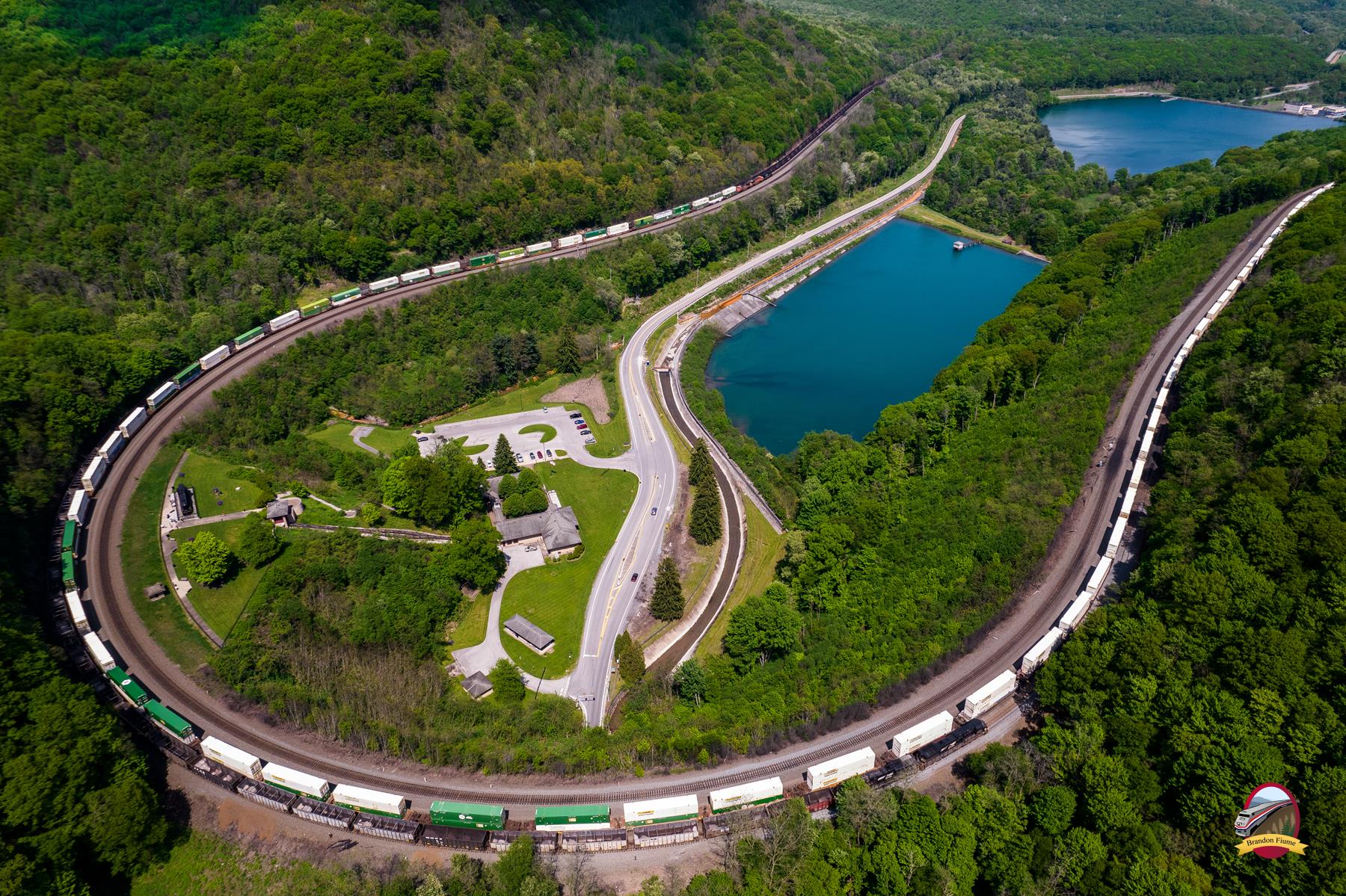 NS 4294 Norfolk Southern GE AC44C6M in Altoona, Pennsyl...