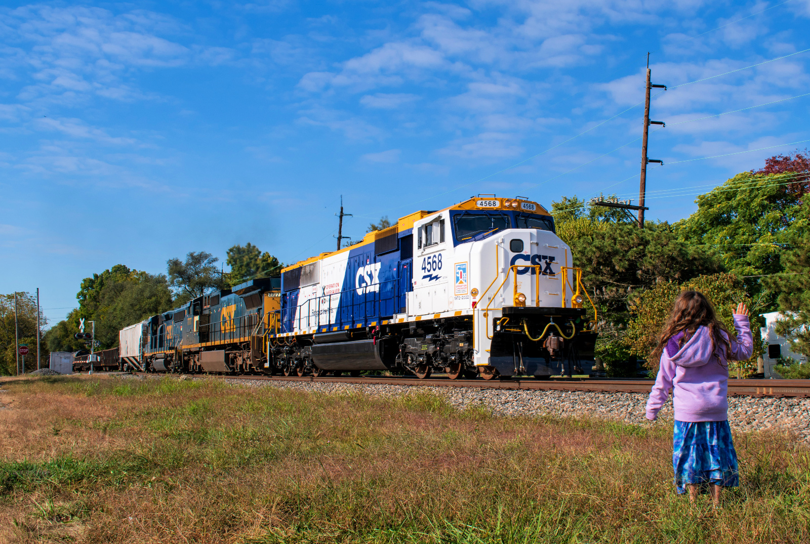 CSXT 4568 is a class EMD SD70MAC and  is pictured in Cincinnati, OH, United States.  This was taken along the Cincinnati Terminal Subdivision on the CSX Transportation. Photo Copyright: David Rohdenburg uploaded to Railroad Gallery on 01/01/2023. This photograph of CSXT 4568 was taken on Saturday, October 08, 2022. All Rights Reserved. 