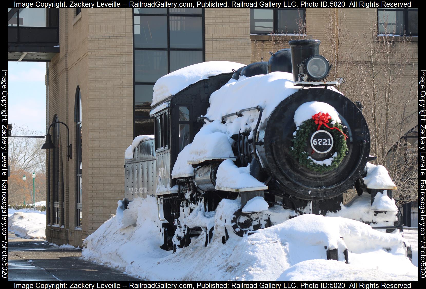 NYC 6721 is a class B-11k and  is pictured in Utica, New York., United States.  This was taken along the Next to the Mohawk Subdivision on the CSX. Photo Copyright: Zackery Leveille uploaded to Railroad Gallery on 02/25/2025. This photograph of NYC 6721 was taken on Saturday, February 22, 2025. All Rights Reserved. 