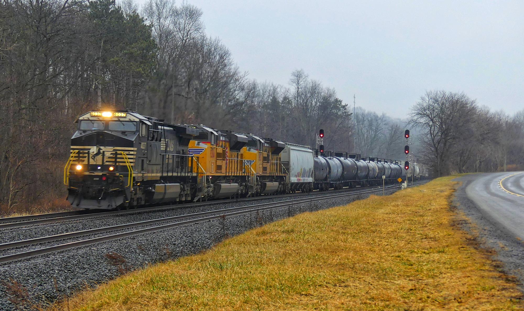 NS 4037 is a class GE AC44C6M and  is pictured in Palmyra , New York, USA.  This was taken along the Rochester  on the CSX Transportation. Photo Copyright: Scott  Murnan  uploaded to Railroad Gallery on 01/05/2023. This photograph of NS 4037 was taken on Tuesday, January 03, 2023. All Rights Reserved. 