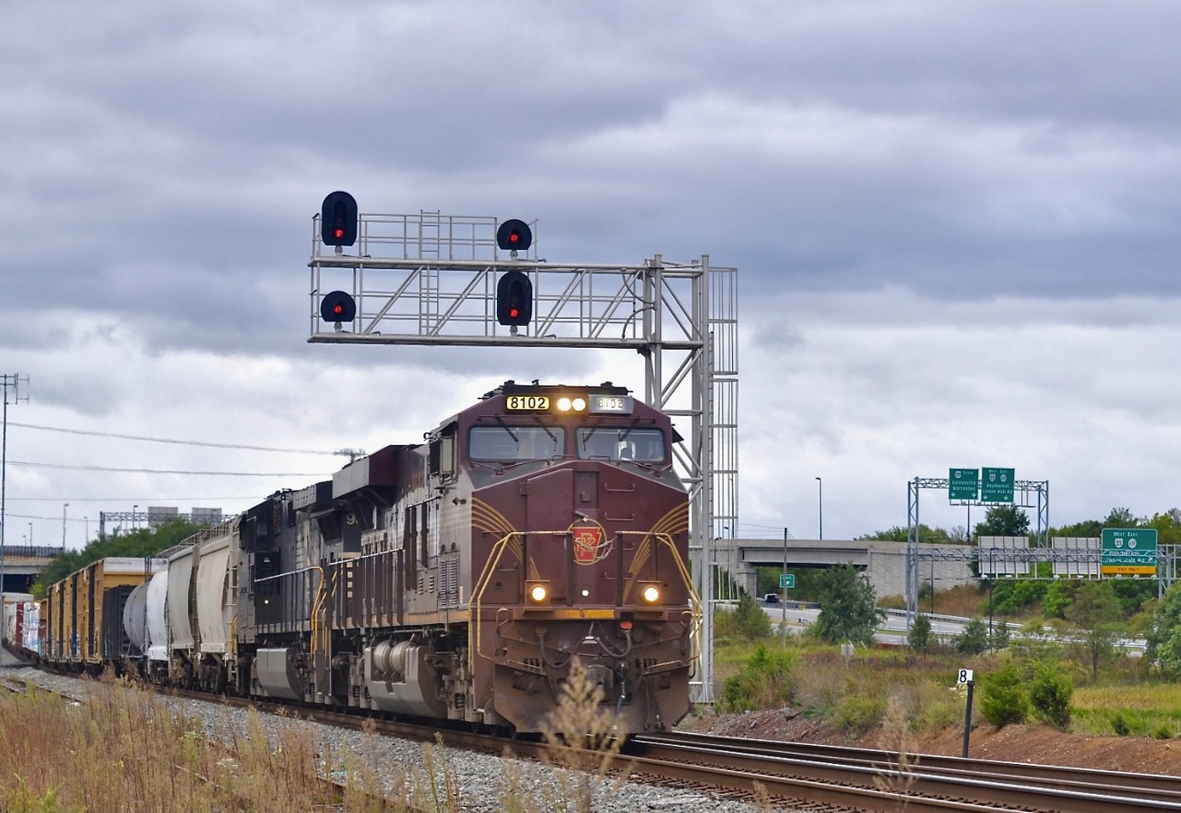 NS 8102 is a class GE ES44AC and  is pictured in Gainesville, , VA, United States.  This was taken along the NS Washington District  on the Norfolk Southern. Photo Copyright: Robby Lefkowitz uploaded to Railroad Gallery on 11/12/2022. This photograph of NS 8102 was taken on Wednesday, October 05, 2022. All Rights Reserved. 