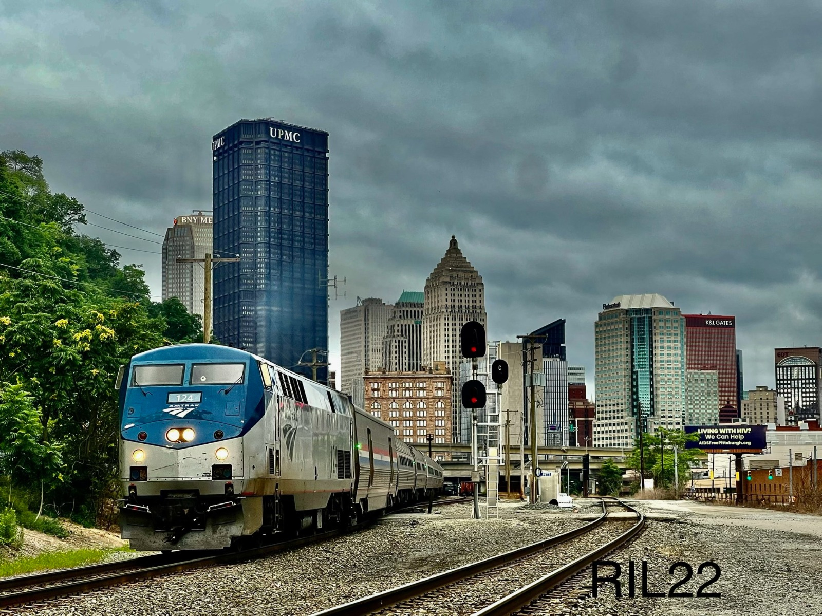 Amtrak 124 is a class GE P42DC and  is pictured in Pittsburgh , Pennsylvania, USA.  This was taken along the NS Pittsburgh line on the Amtrak. Photo Copyright: Robby Lefkowitz uploaded to Railroad Gallery on 11/12/2022. This photograph of Amtrak 124 was taken on Wednesday, July 06, 2022. All Rights Reserved. 