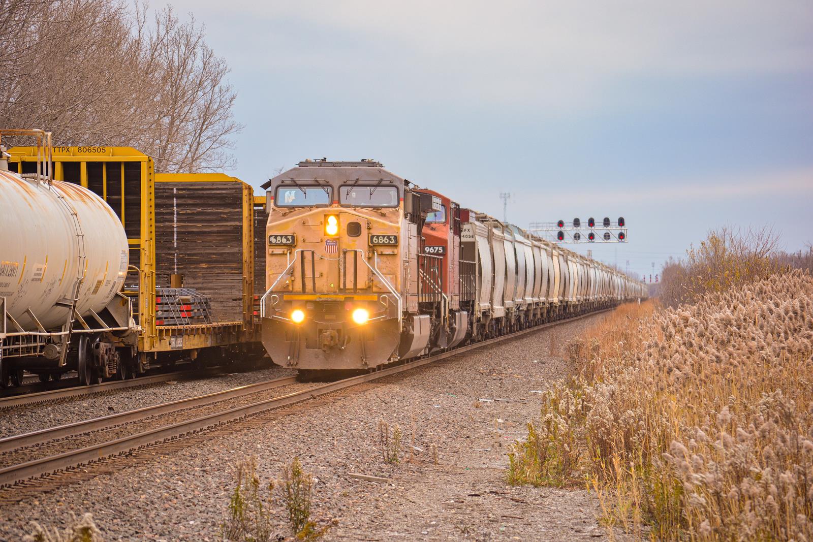 6863 is a class AC44CW and  is pictured in Gary , Indiana, United States .  This was taken along the Chicago Line  on the Union Pacific Railroad. Photo Copyright: Ashton  Stasko  uploaded to Railroad Gallery on 11/13/2022. This photograph of 6863 was taken on Saturday, November 12, 2022. All Rights Reserved. 